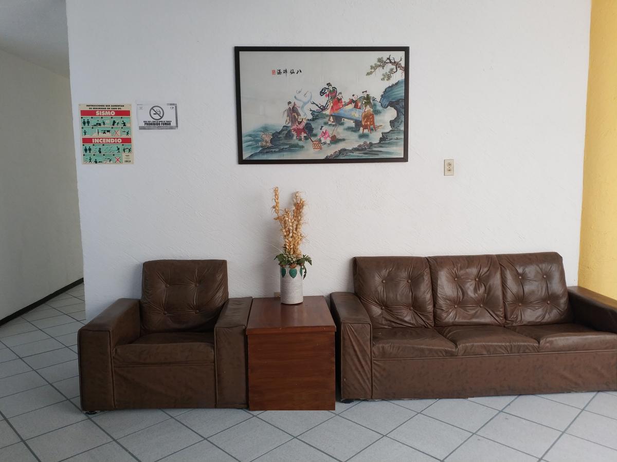 佩金酒店 拉巴斯 外观 照片